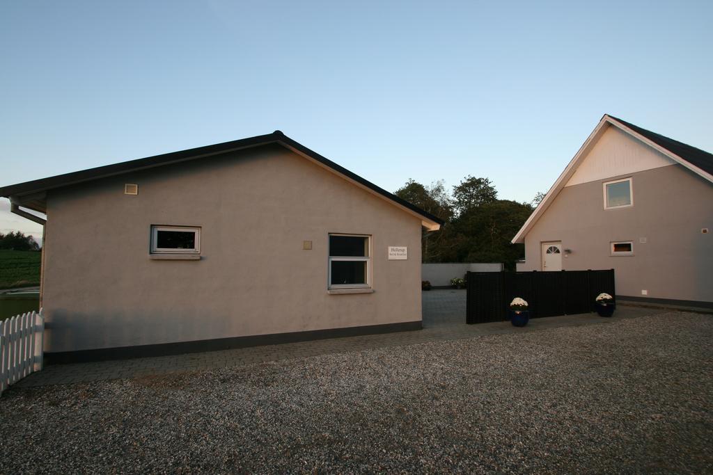 Hellerup Bed & Breakfast Løgstrup エクステリア 写真