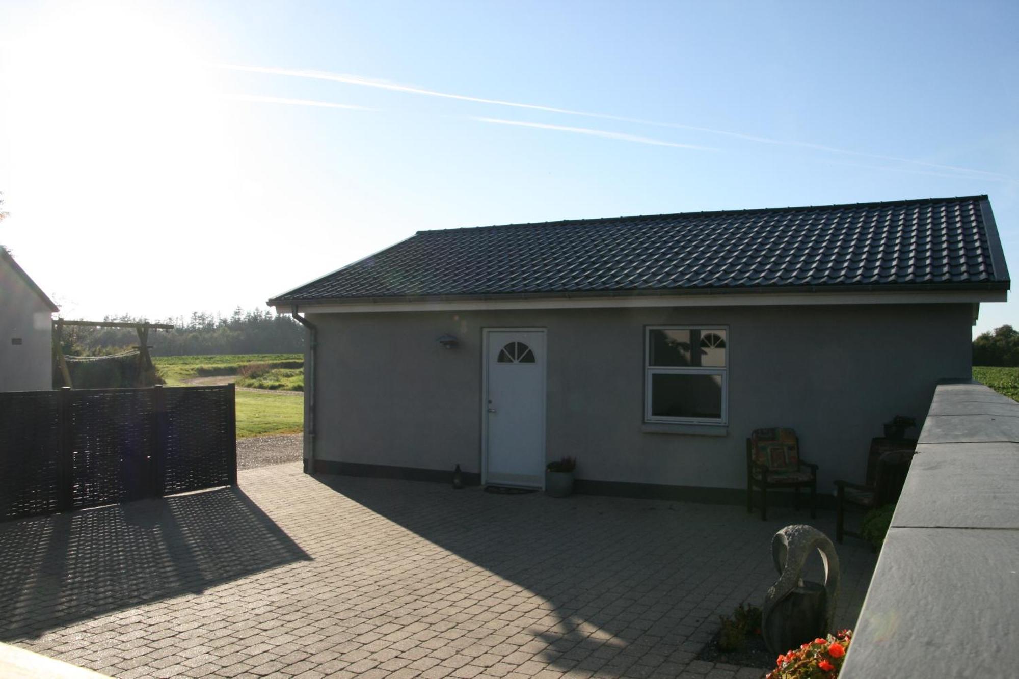 Hellerup Bed & Breakfast Løgstrup エクステリア 写真