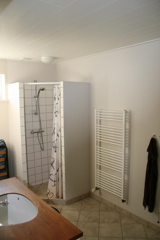 Hellerup Bed & Breakfast Løgstrup エクステリア 写真